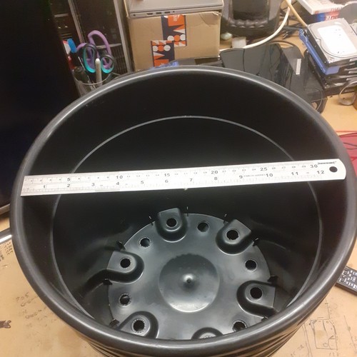 Strong black plastic - x,